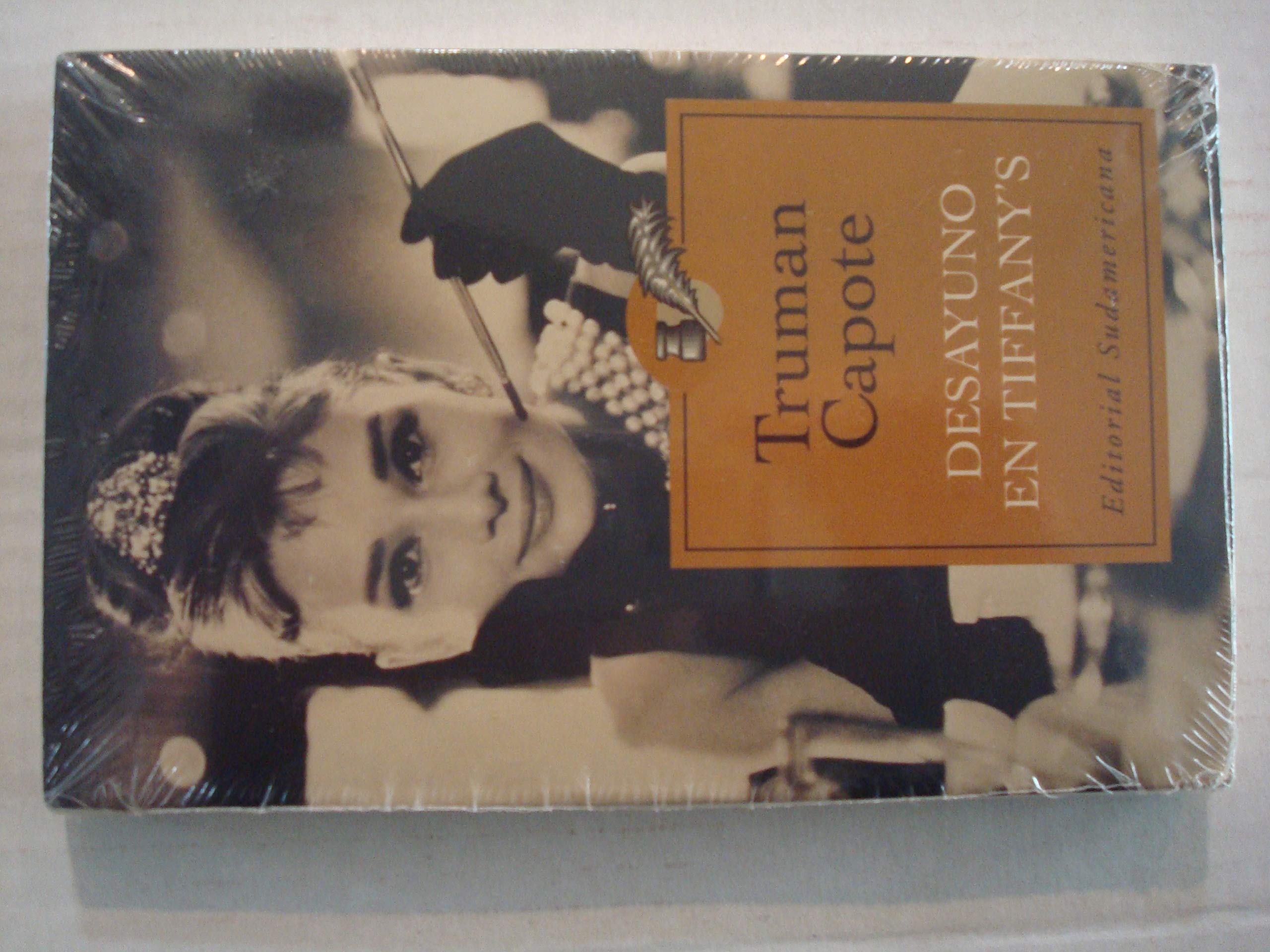 Desayuno en Tiffany's / Breakfast at Tiffany's Contemporary literature
