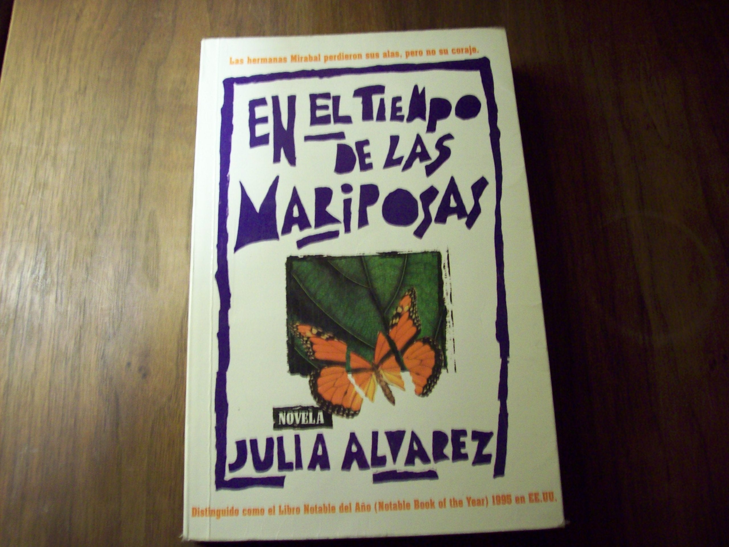 En El Tiempo De Las Mariposas / In the Time of the Butterflies Contemporary literature
