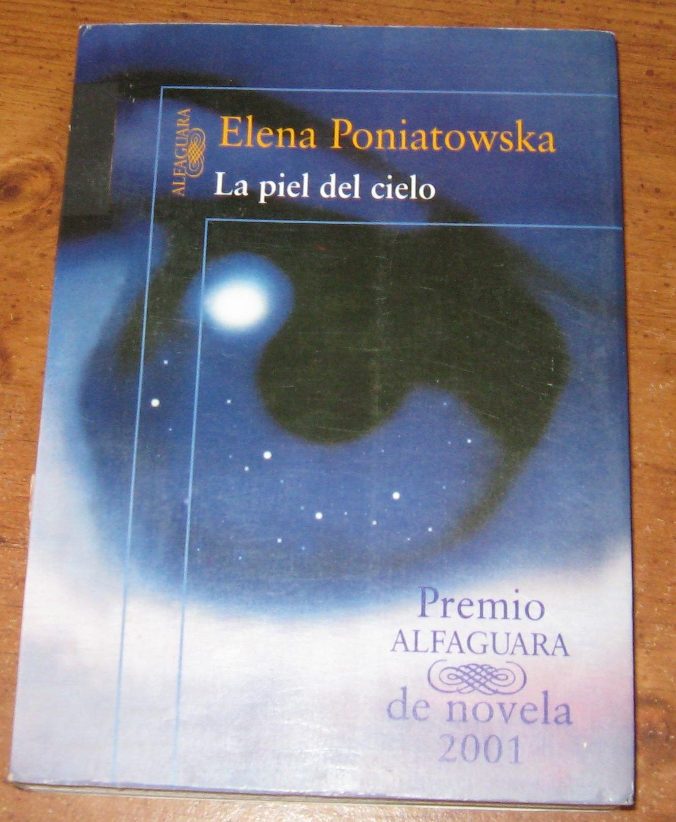 la piel del cielo elena poniatowska premio alfaguara 2001Ed. 2001 Books