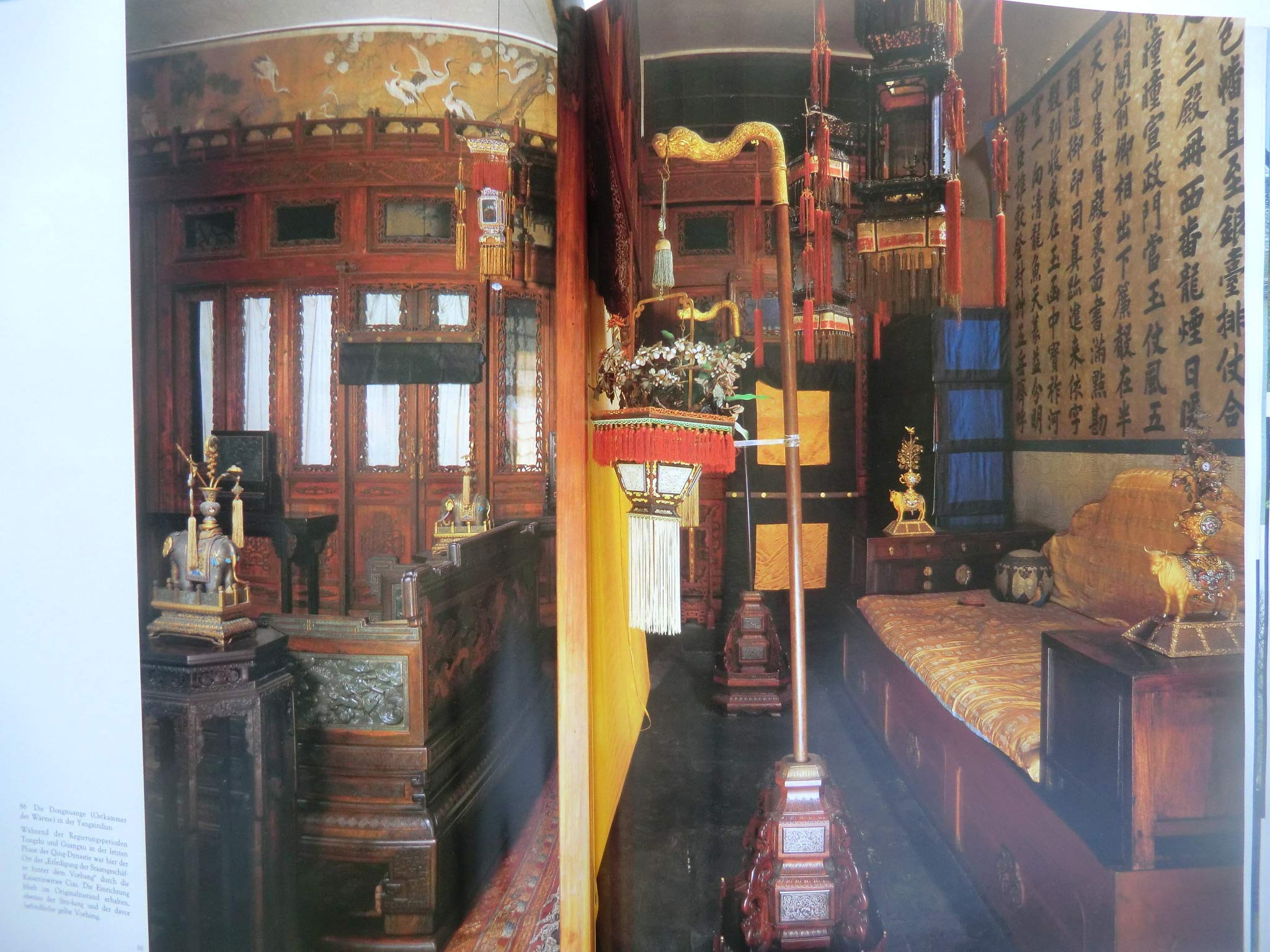 Das Leben in der Verbotenen Stadt: Die Qing-Dynastie 1644-1911 Film, Art & Culture