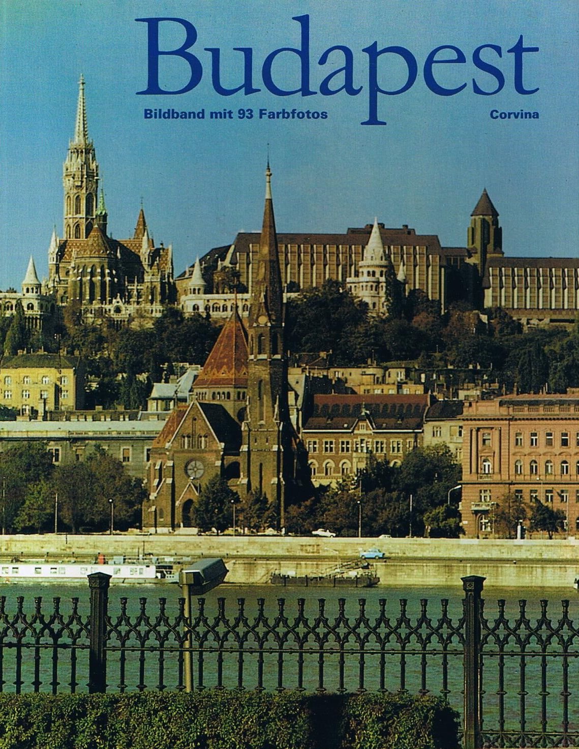 Budapest - Bildband mit 93 Farbfotos Books