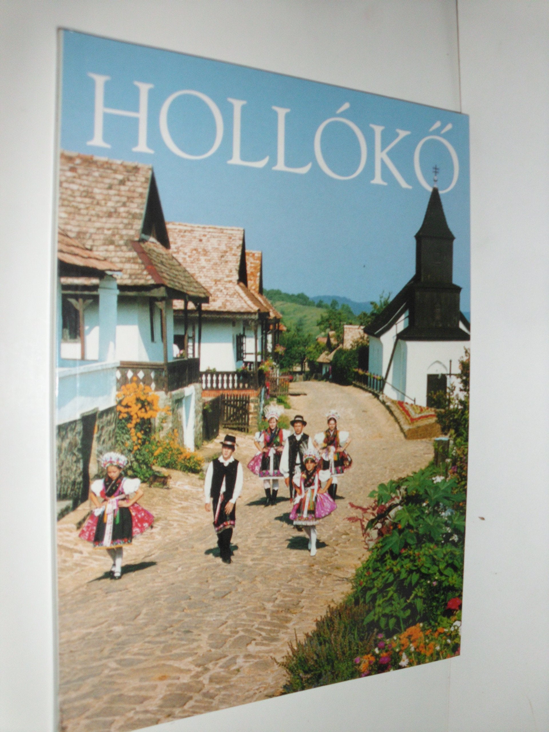 Holloko Books
