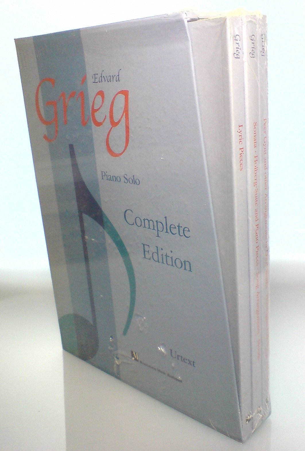 Piano Solos: Grieg Complete Ed Arts & Music Books