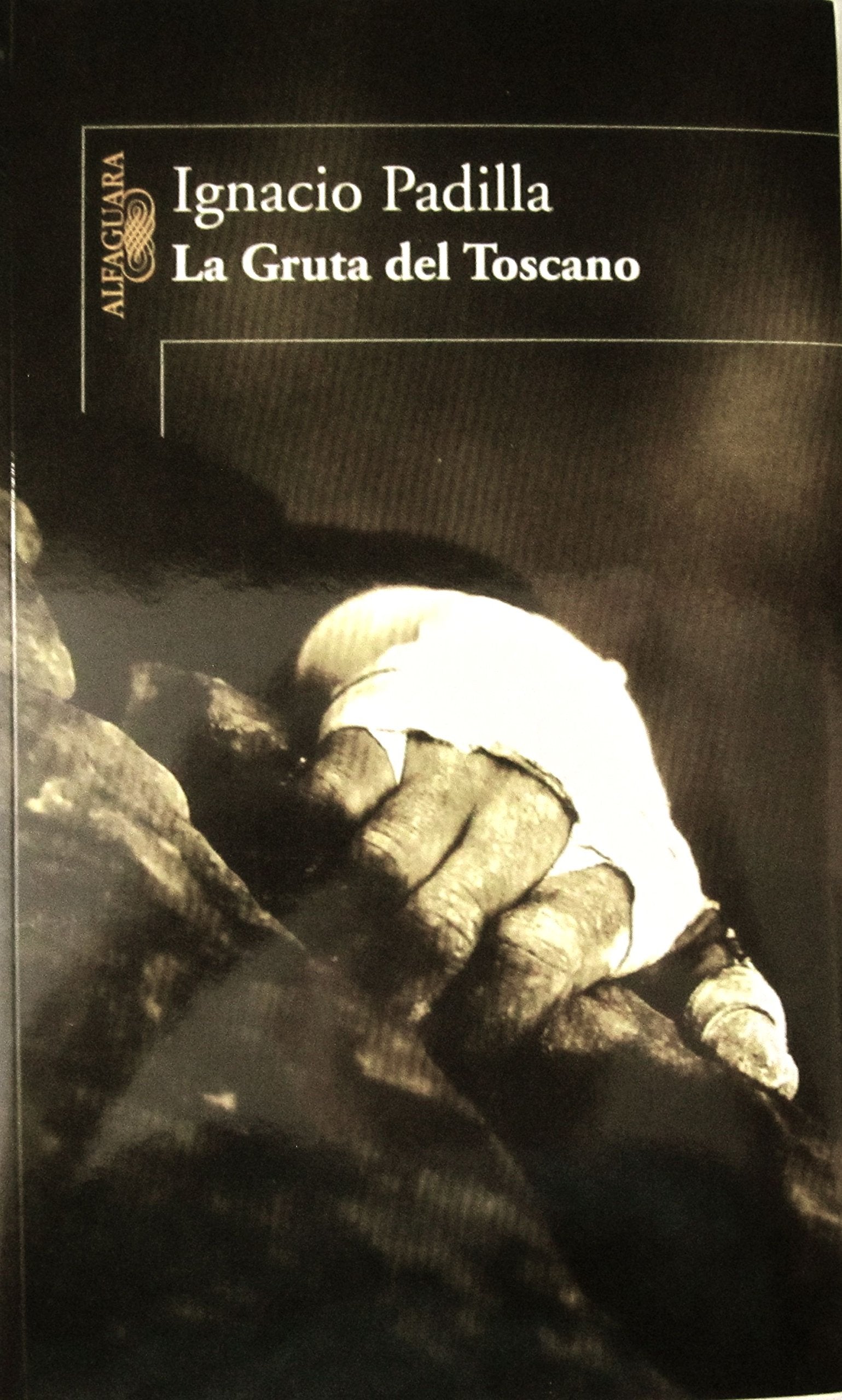 La Gruta Del Toscano/ Toscano's Grotto Contemporary literature