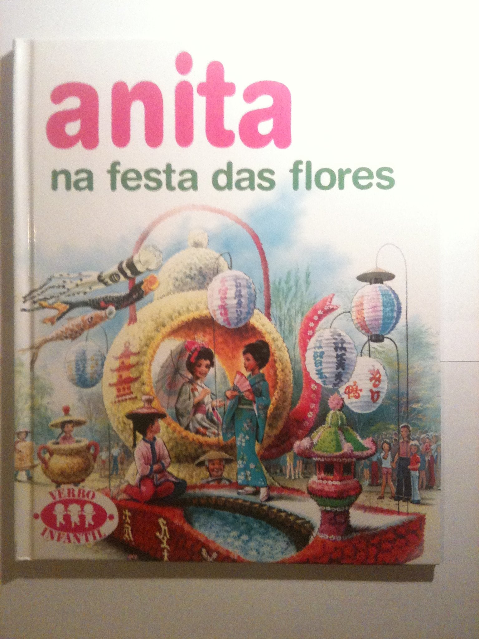 anita – na festa das flores Books