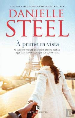 À Primeira Vista (Portuguese Edition) Danielle Steel book