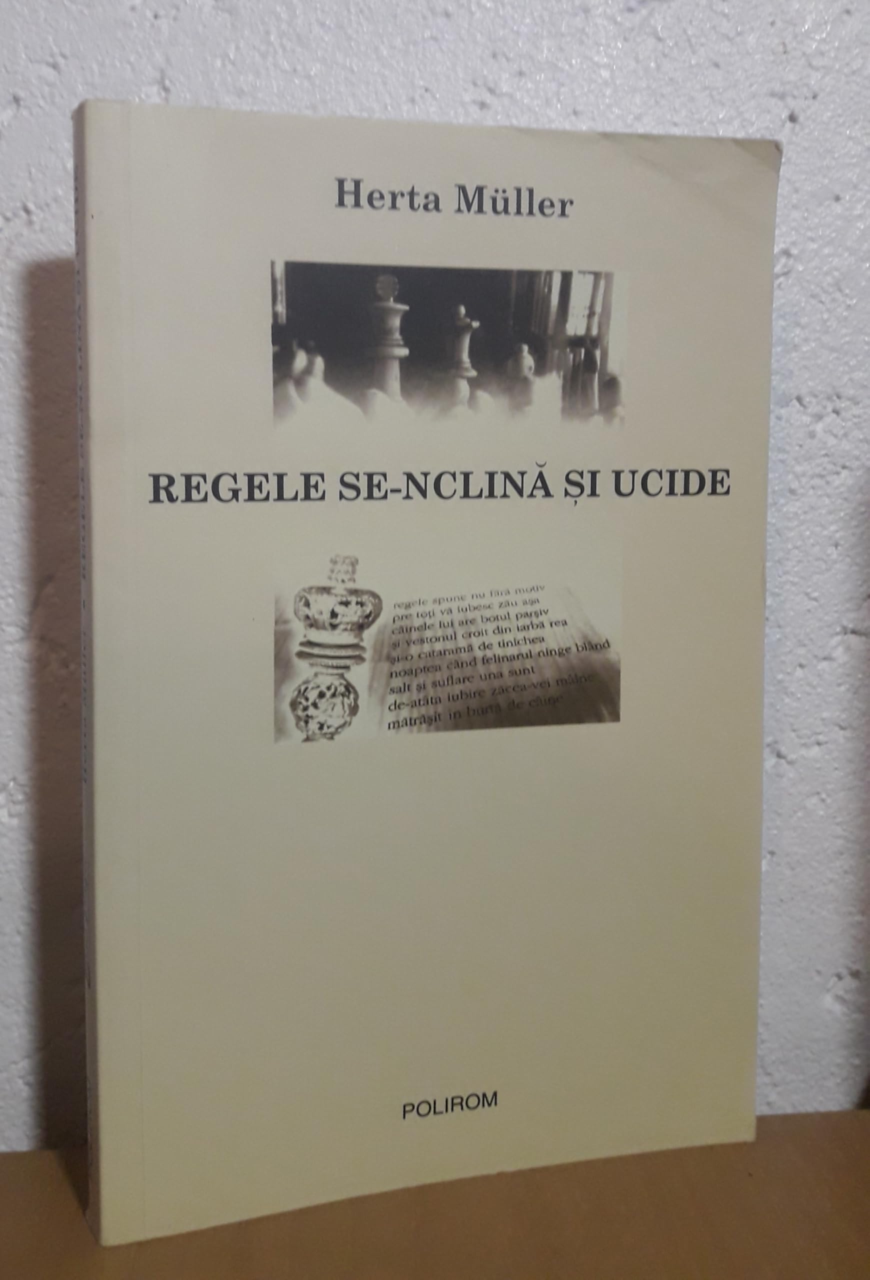 REGELE SE-NCLINA SI UCI DE book