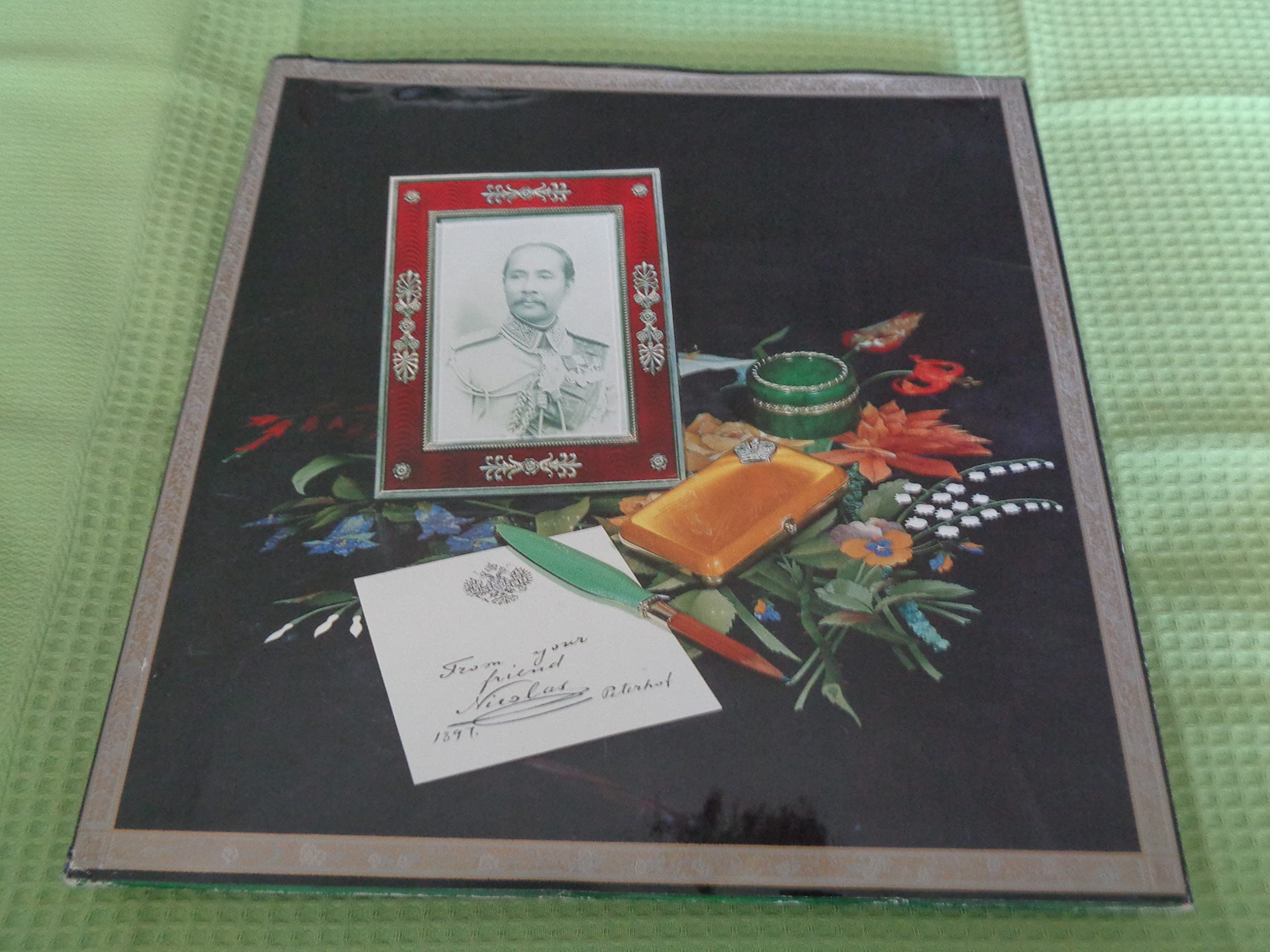 Nangsu Fabergé (Thai and English Edition) Books