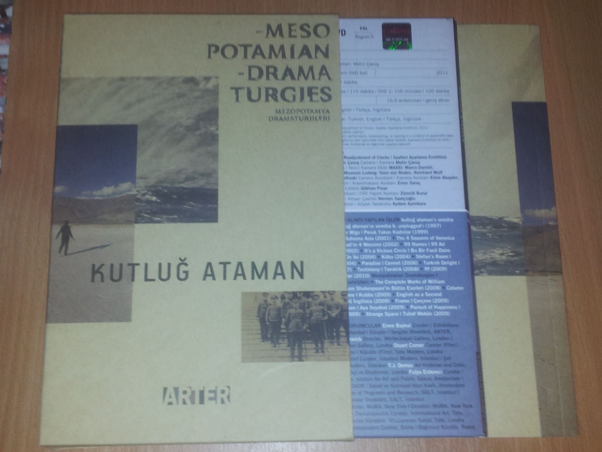 Kutluğ Ataman-Mezopotamya Dramaturj Books