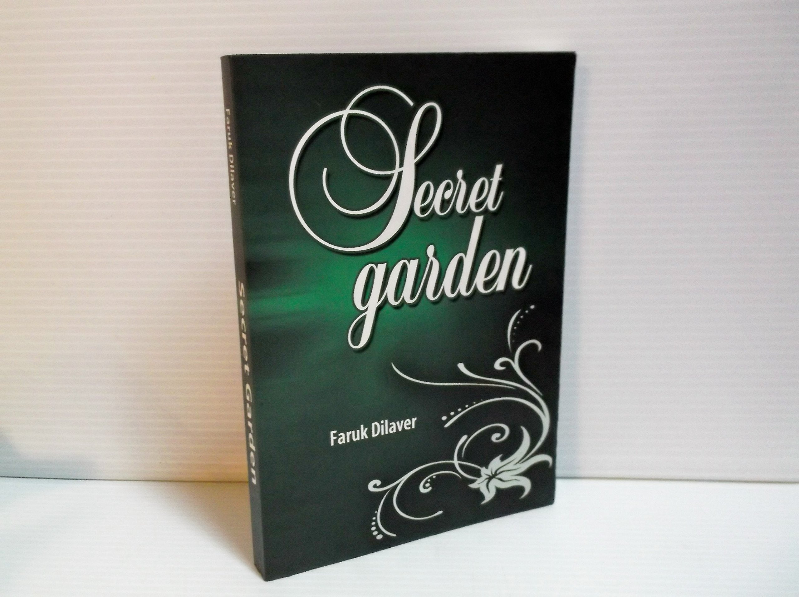 Secret Garden (Discourses On The True Face Of Life) Books