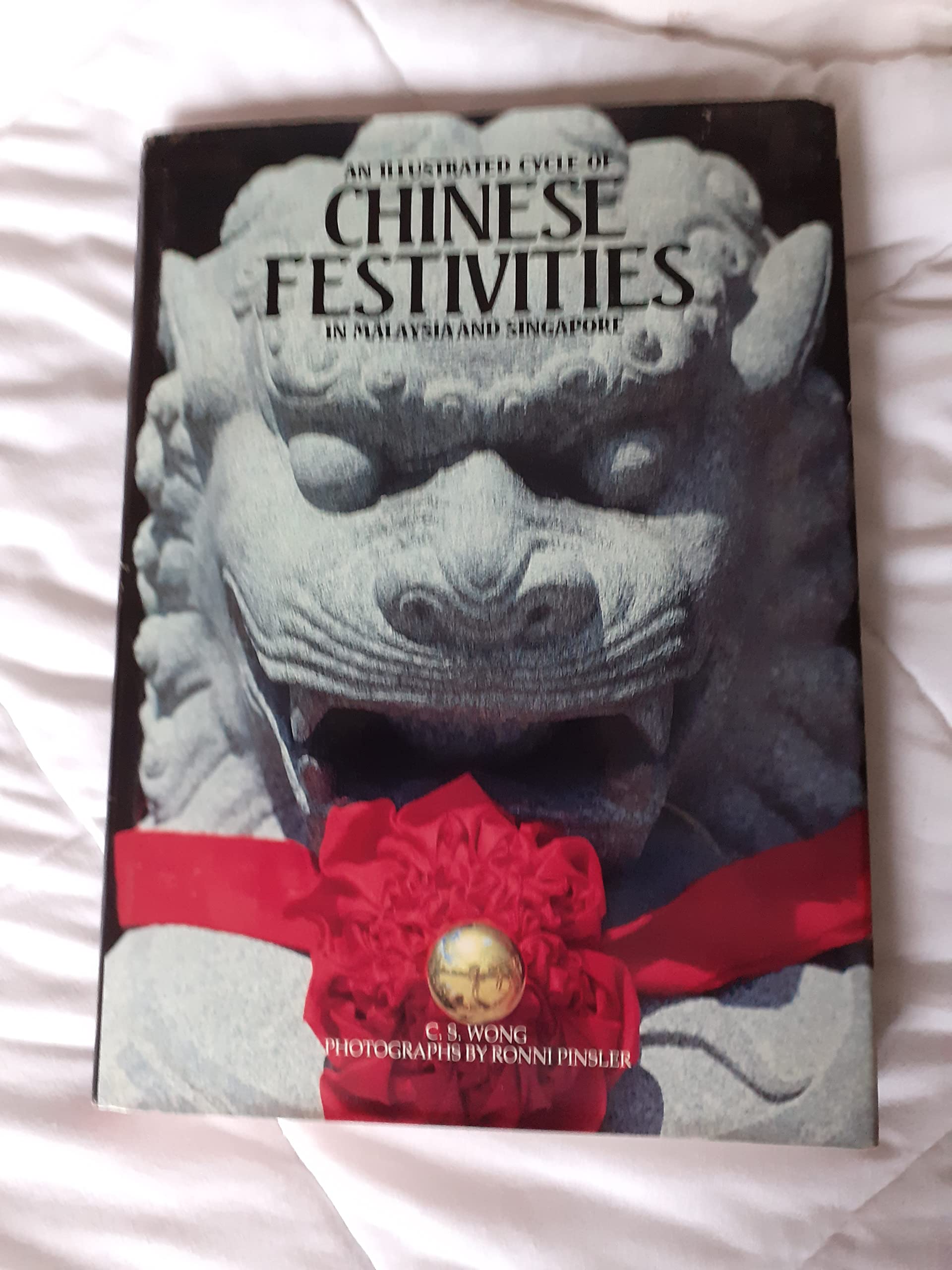 A illustrated Cycle of Chinese Festivities Books