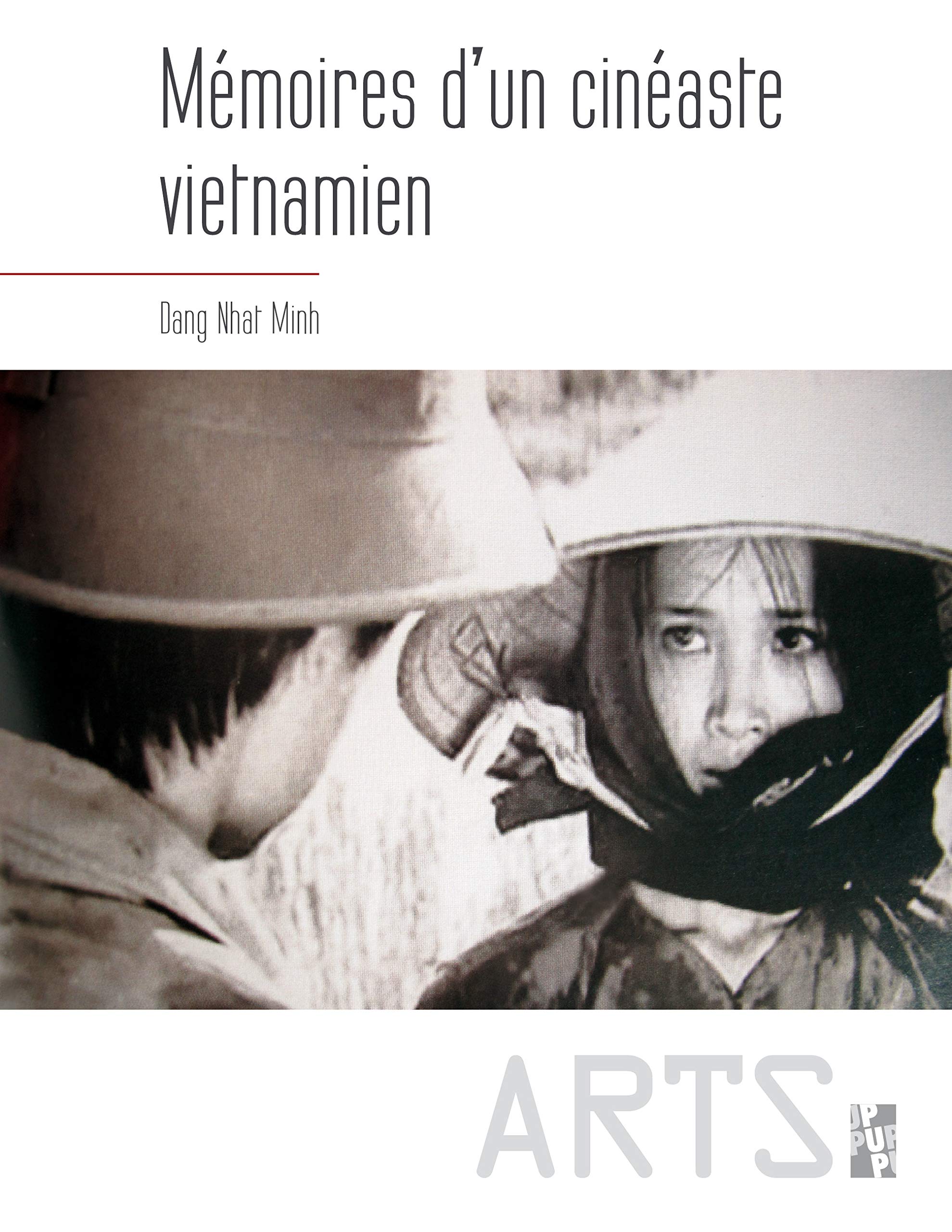 Mémoires d'un cinéaste vietnamien Essays & Short Stories