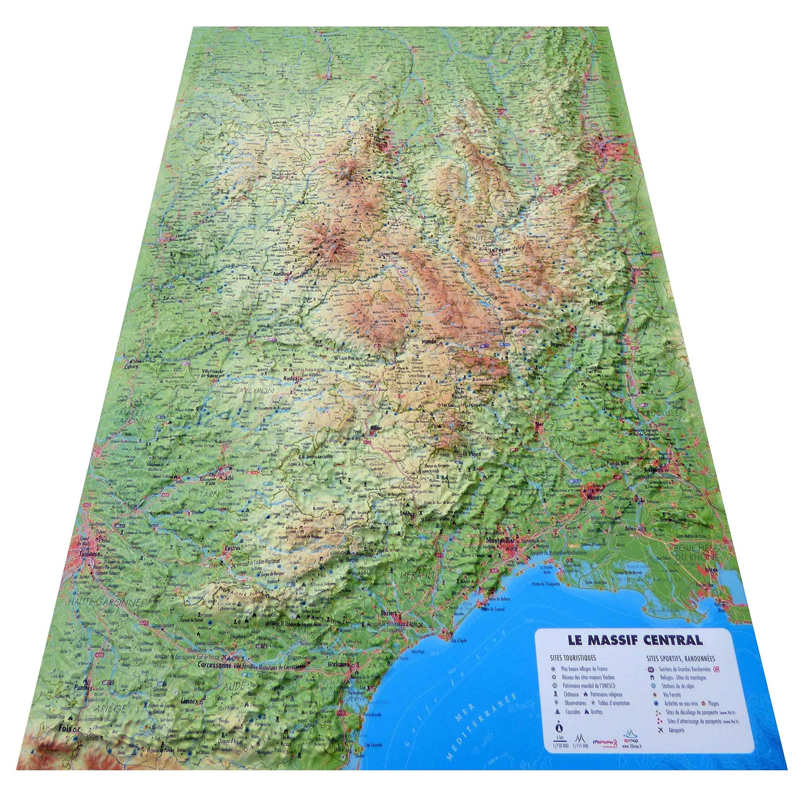 CARTE EN RELIEF DU MASSIF CENTRAL: CARTE EN RELIEF DU MASSIF CENTRAL book
