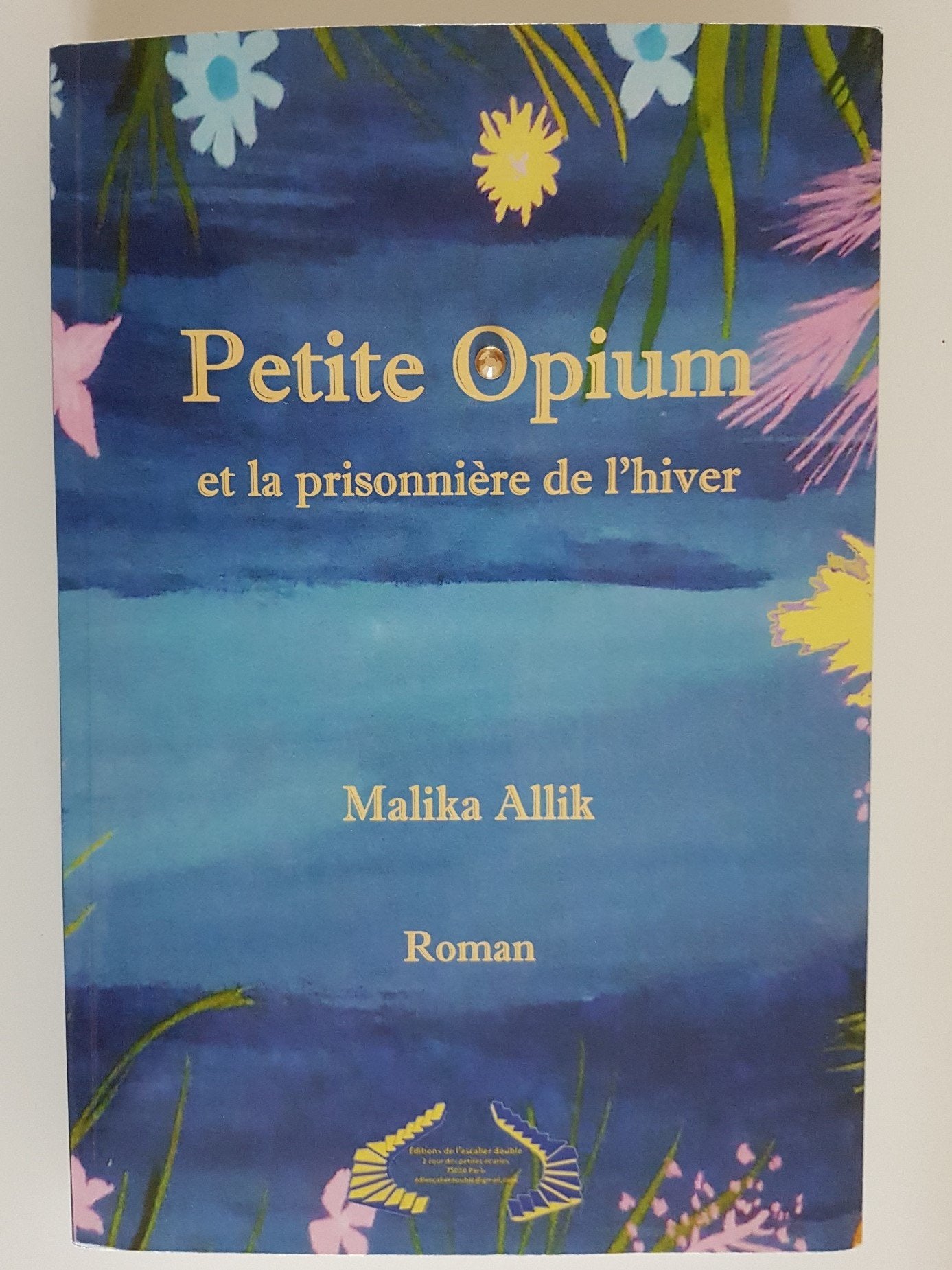Petite Opium et la prisonnière de l'hiver book