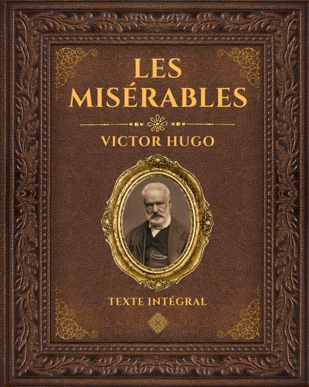 Les Misérables - Victor Hugo: Édition collector Intégrale - Grand Format - Texte intégral - Tomes 1 à 5 - Annotée d'une biographie détaillée book