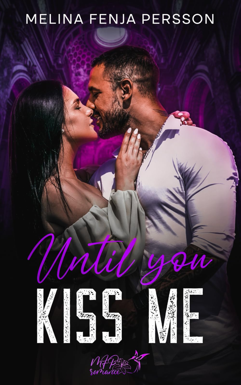 Until you kiss me: Mafia Novelle 1/3 book