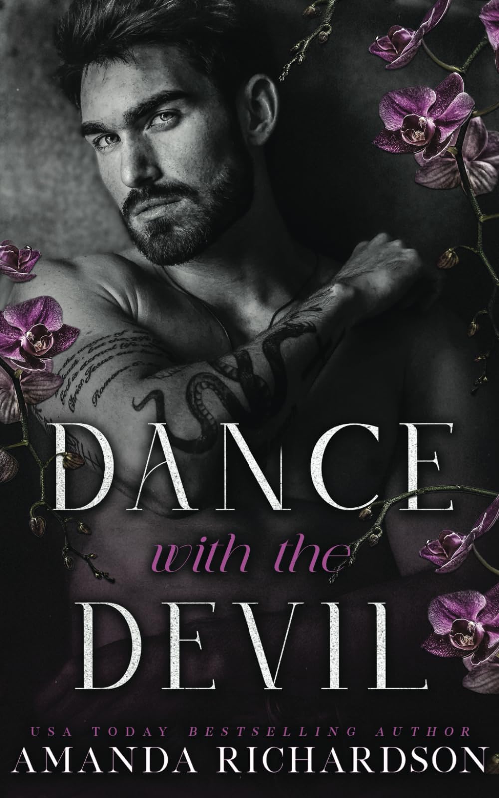 Dance with the Devil: A Dark Standalone Romance (The Midnight Series, Band 1) Contemporary literature