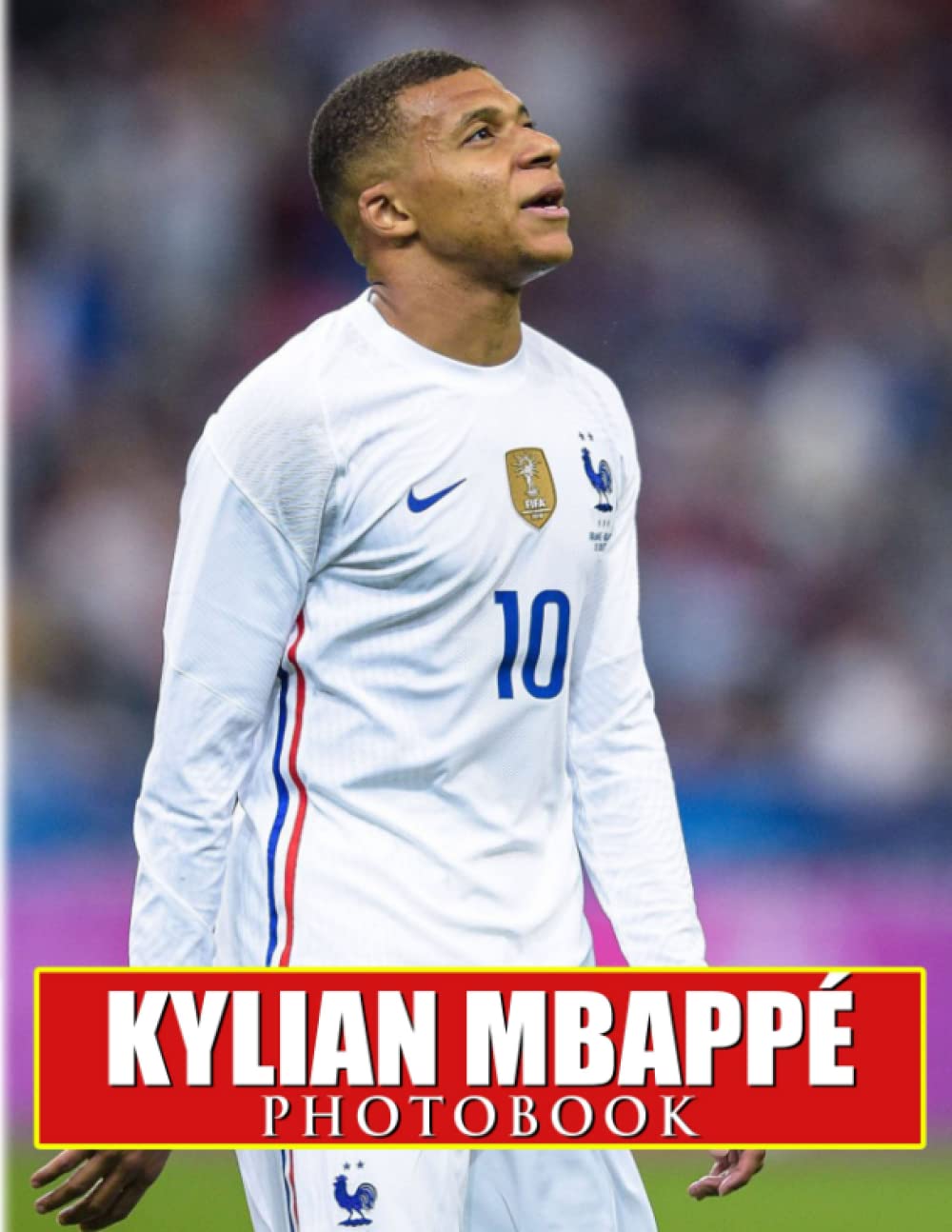é Photobook: French Professional Footballer Picture for FanBoys, Men | With 40 Illustration Pages for Birthday, Any Occasion Photography