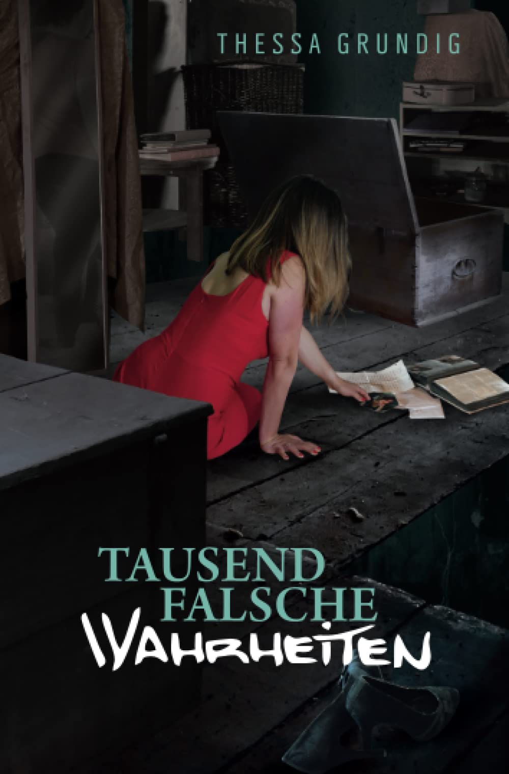 Tausend falsche Wahrheiten (Elenas chaotische Welt, Band 2) Contemporary literature
