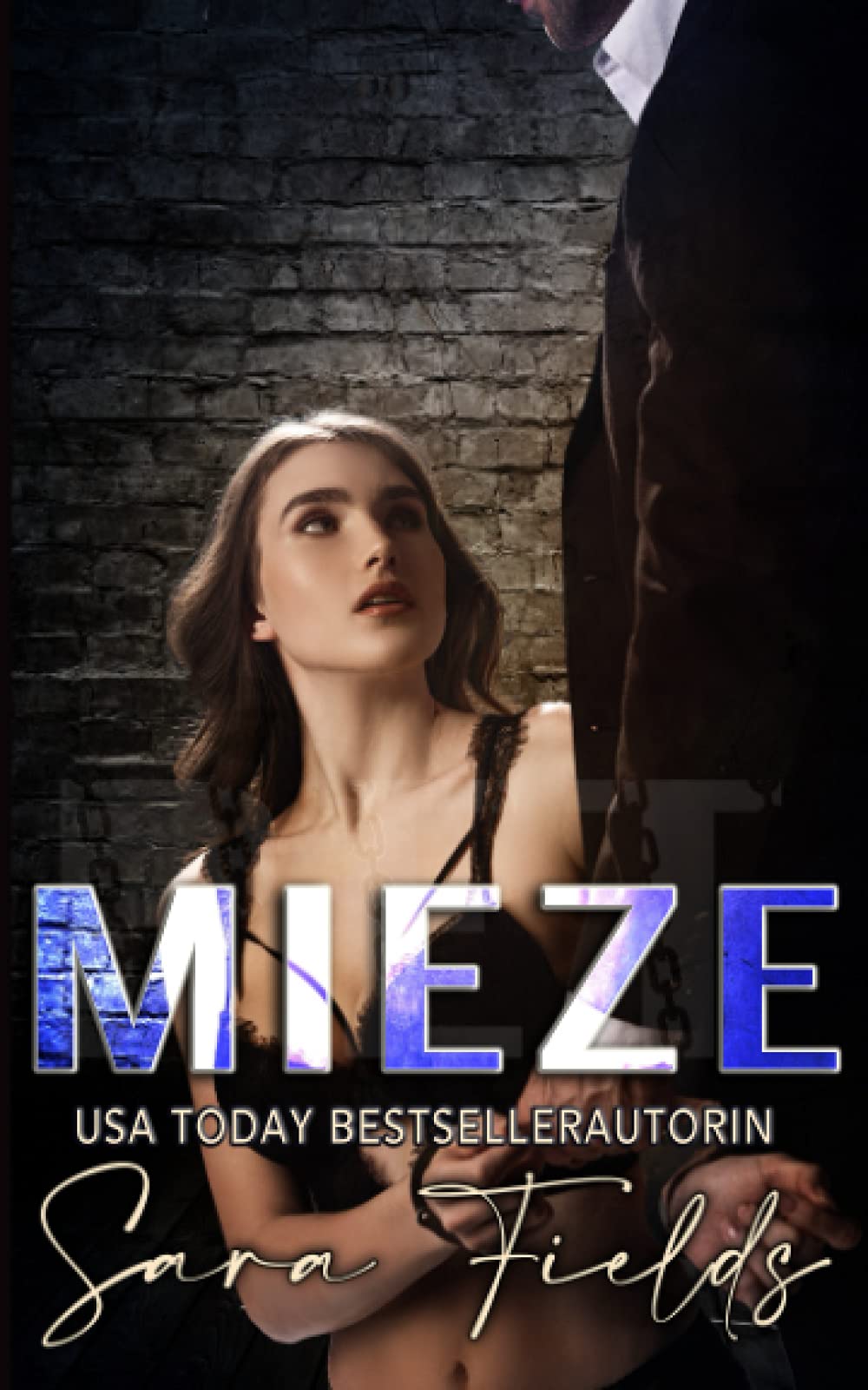 Mieze New Adult