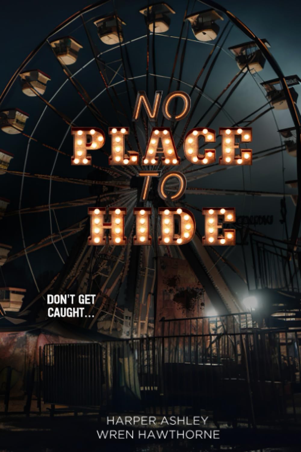 No Place To Hide: A Dark Romance Halloween Novella (Havoc's Playground, Band 1) Eroticism
